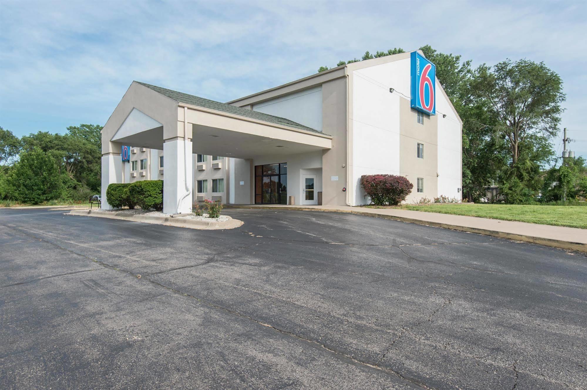 Motel 6-Lawrence, Ks Exterior photo