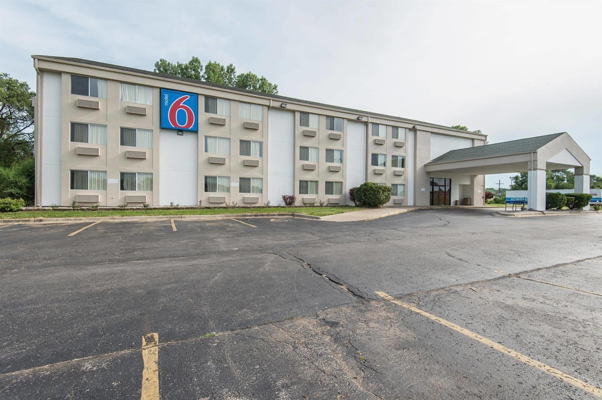 Motel 6-Lawrence, Ks Exterior photo